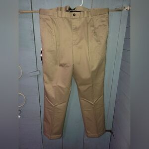 Dockers dress slacks 42w x 32l